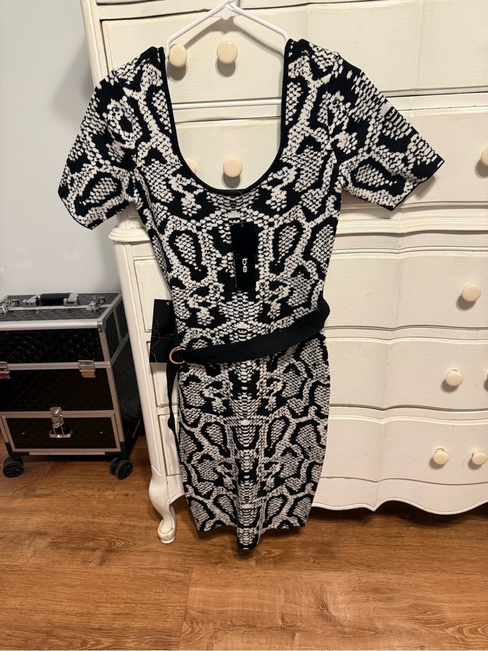 bebe Black & White Snake-Print Scoop Neck Midi Dress with Belt